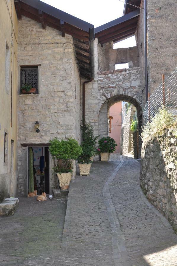 Casa Vacanza Serena Palazzago Exteriör bild